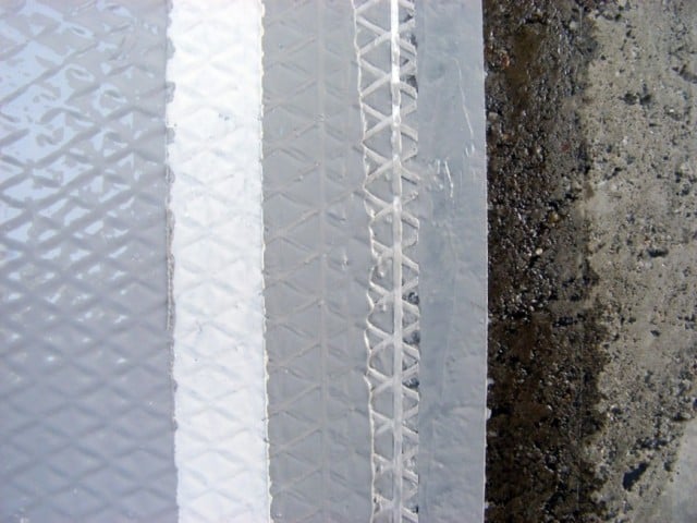 コンクリート片はく落防止対策工　連続繊維シート貼付工